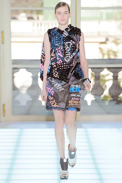 Look 33